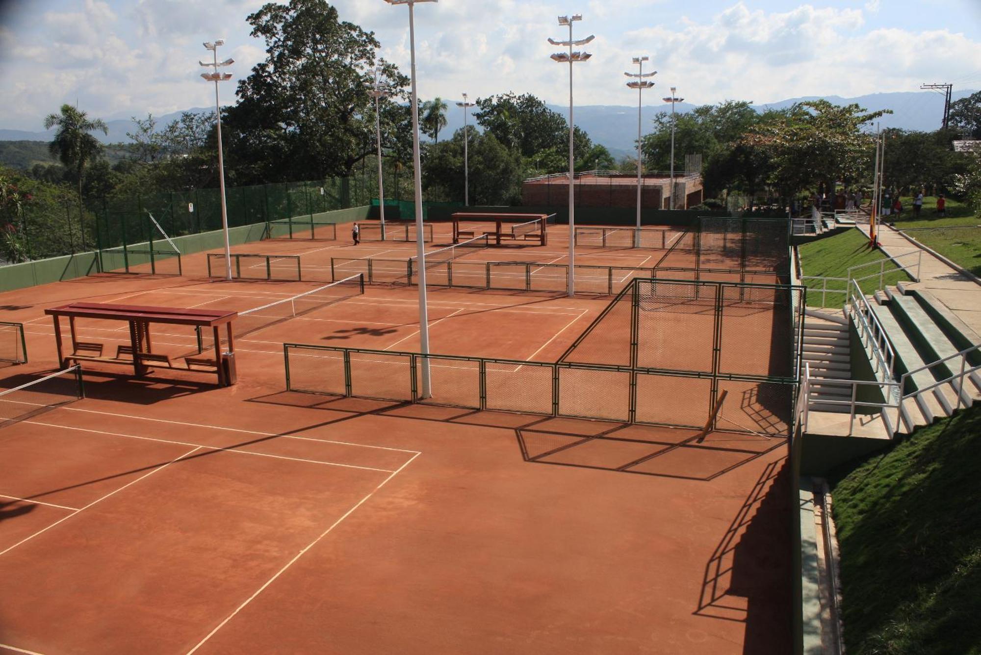 מלון פלורידאבלאנקה Club Campestre De Bucaramanga מראה חיצוני תמונה